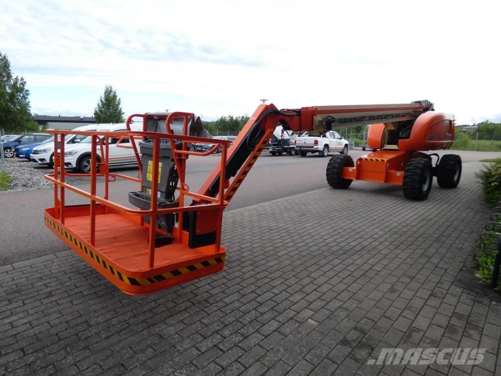 JLG 660 SJ Bomlift Körüklü personel platformları