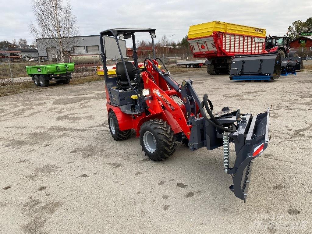 Flexitrac 1126 LRF Çok amaçlı yükleyiciler