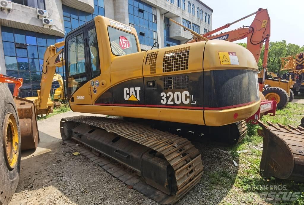 CAT 320 C L Paletli ekskavatörler