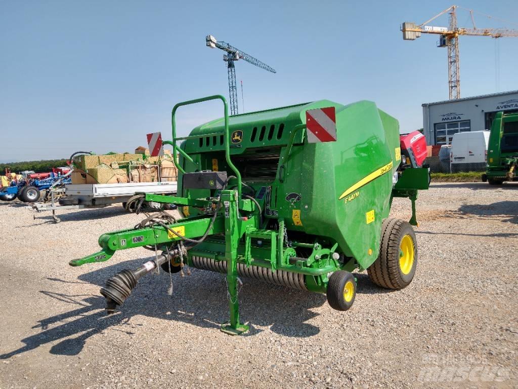 John Deere F441M Rulo balya makinalari