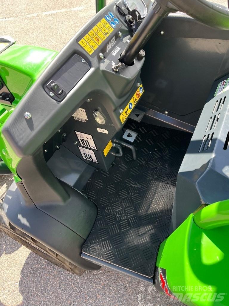 Avant 225 Skid steer loderler