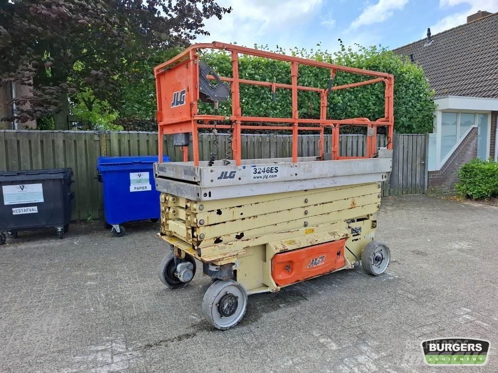 JLG 3246ES Makasli platformlar