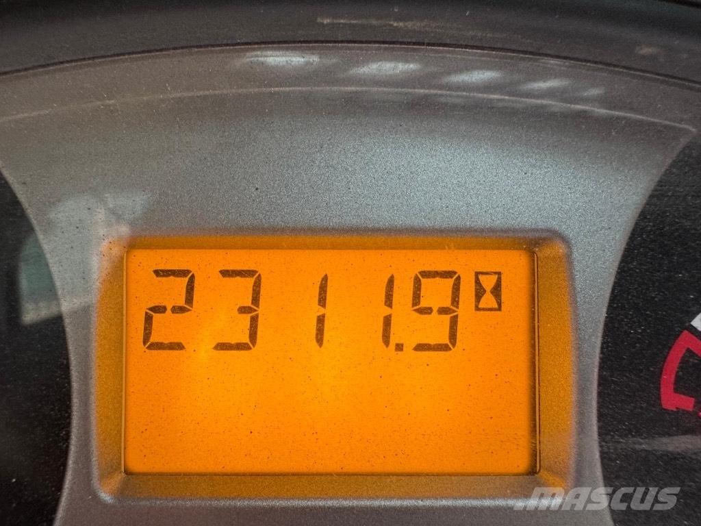 Bobcat S100 Skid steer loderler