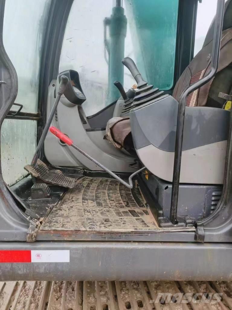Kobelco SK 140 Paletli ekskavatörler