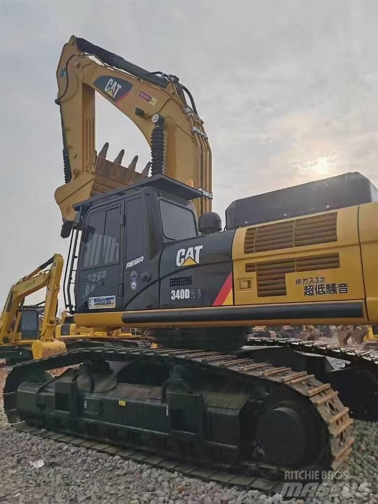 CAT 340D2L Paletli ekskavatörler