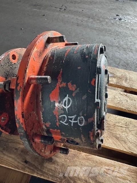 JLG 600 FINAL DRIVE Körüklü personel platformları