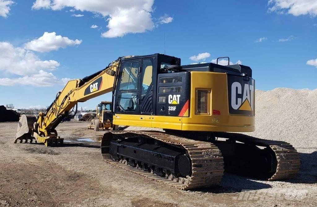 CAT 335 F L Paletli ekskavatörler