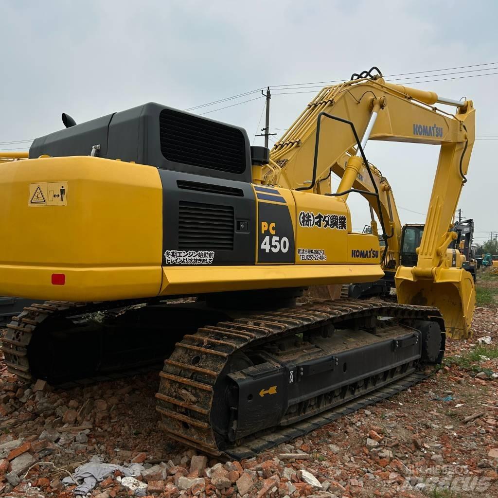Komatsu 450 Paletli ekskavatörler
