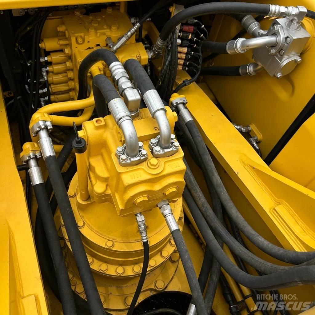 Komatsu 450 Paletli ekskavatörler