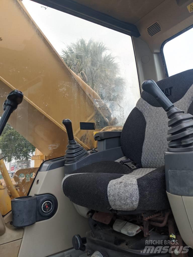 CAT 330CL Paletli ekskavatörler