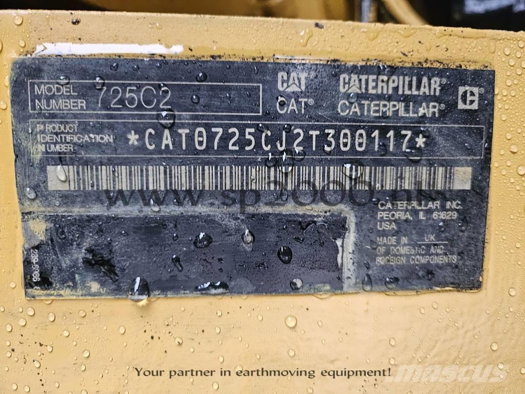 CAT 725C2 Belden kirma kaya kamyonu