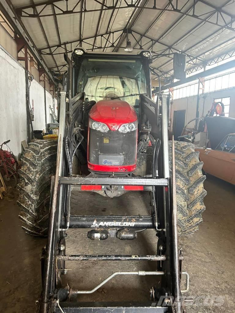 Massey Ferguson 5710 Traktörler