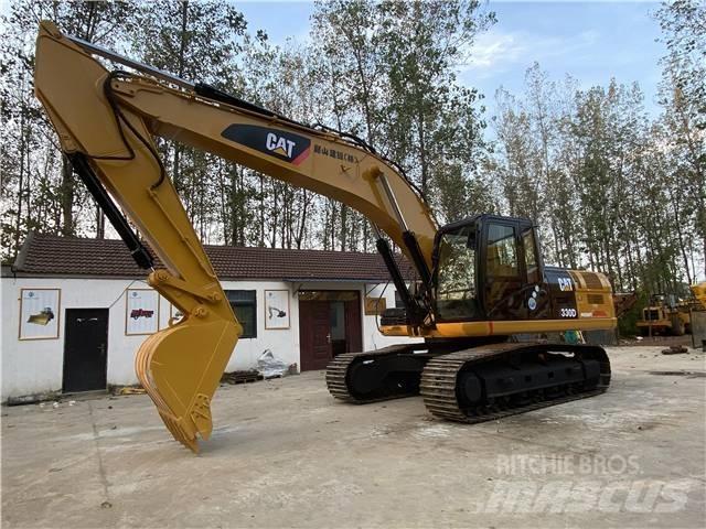 CAT 330D Paletli ekskavatörler