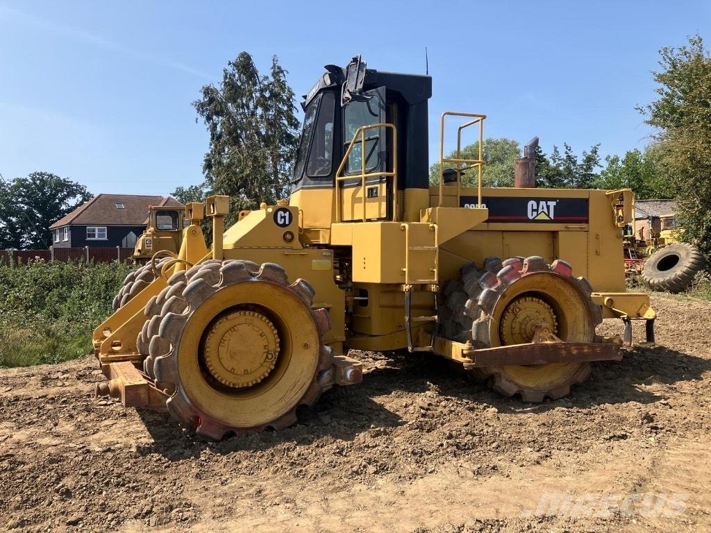 CAT 825 C Zemin sıkıştırma makineleri