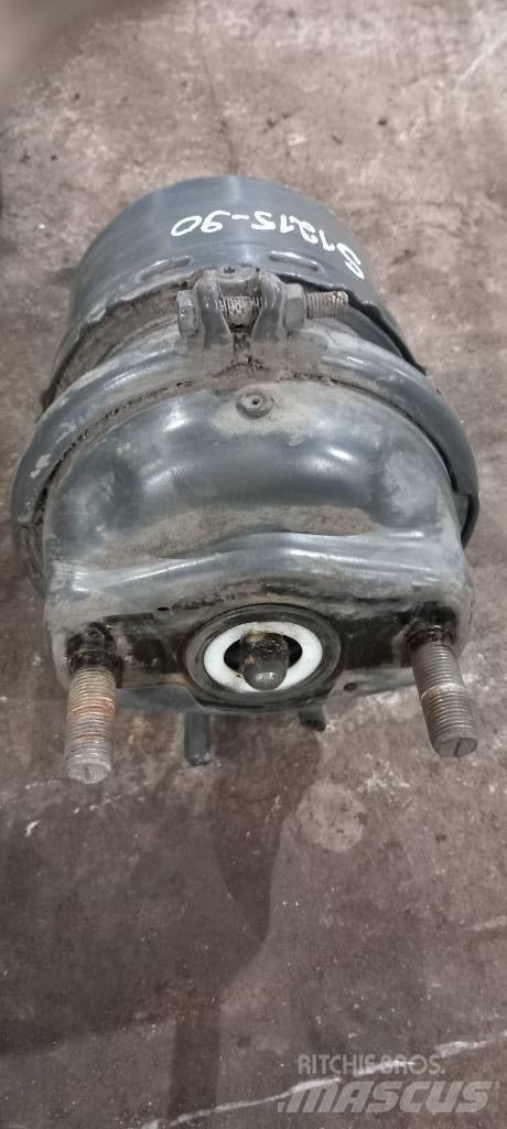 Scania R440  1424306 Frenler