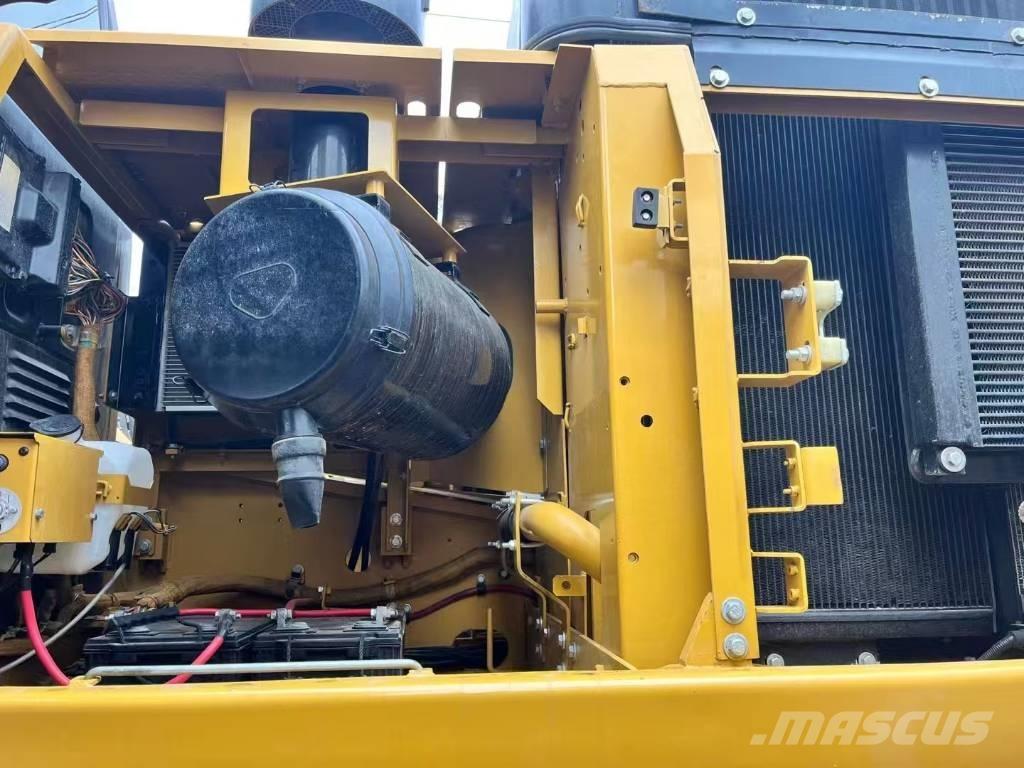 CAT 336 D L Paletli ekskavatörler
