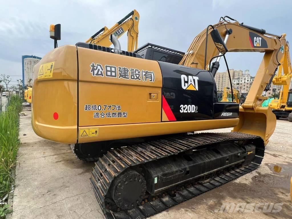 CAT 320 D Paletli ekskavatörler