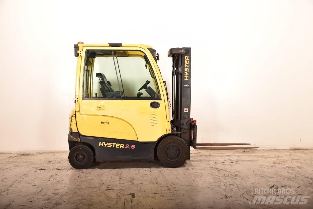 Hyster J 2.5 XN Elektrikli forkliftler