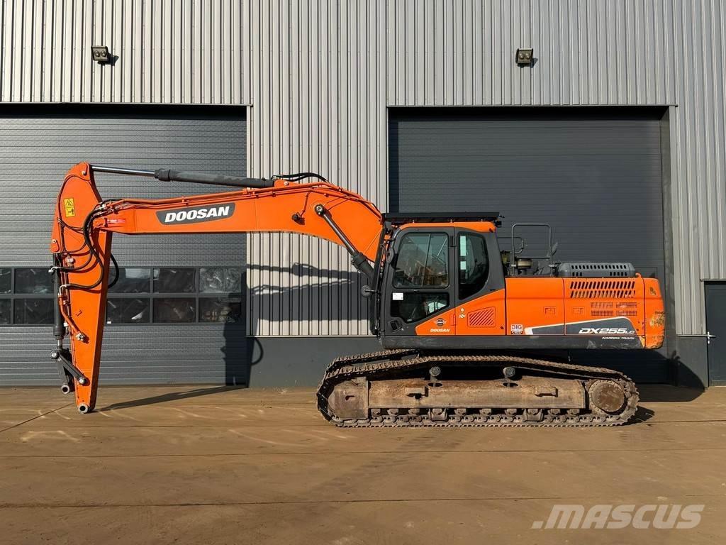 Doosan DX255NLC-5 Paletli ekskavatörler