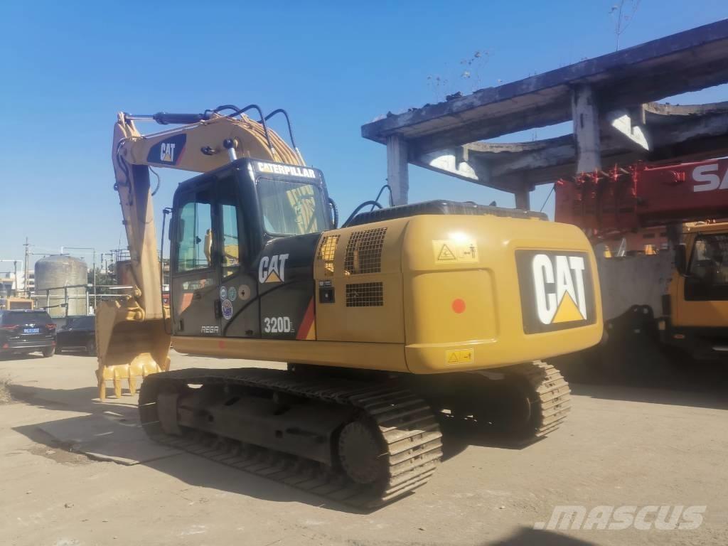 CAT 320 D Paletli ekskavatörler