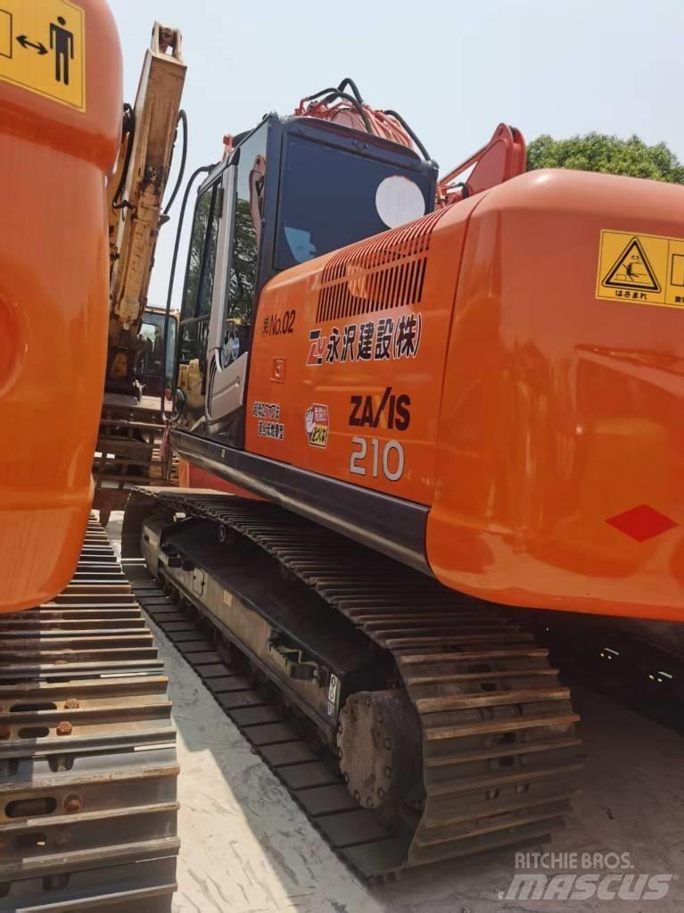 Hitachi ZX 210 Paletli ekskavatörler