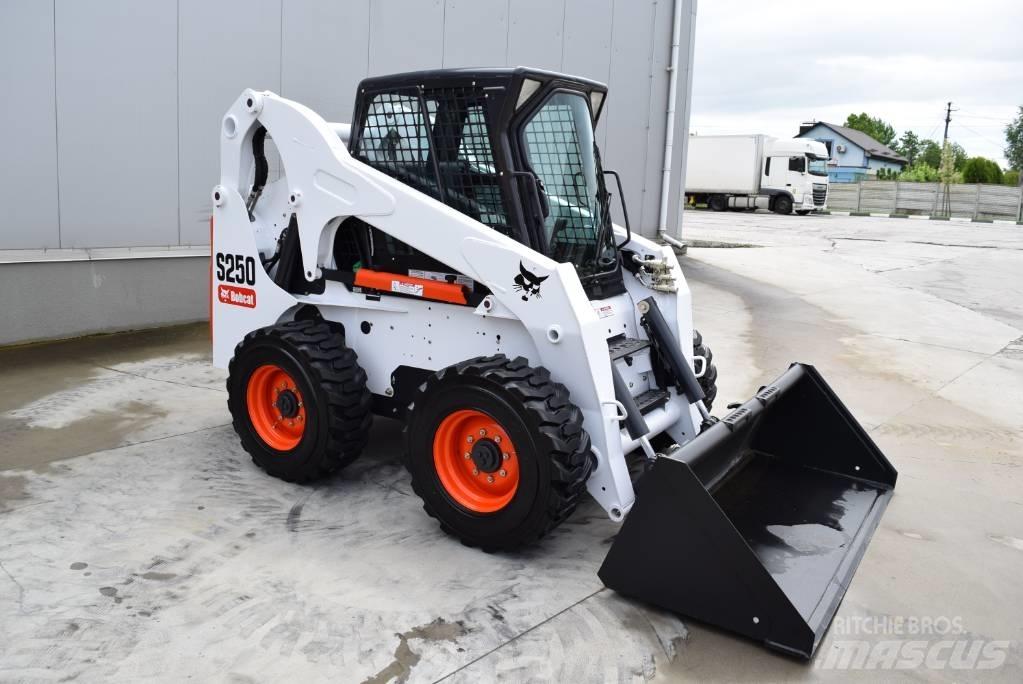 Bobcat S 250 Skid steer loderler