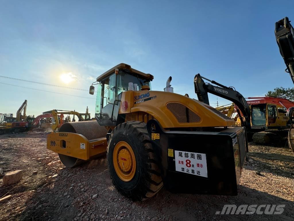 XCMG XS 263 J Tek tamburlu silindirler