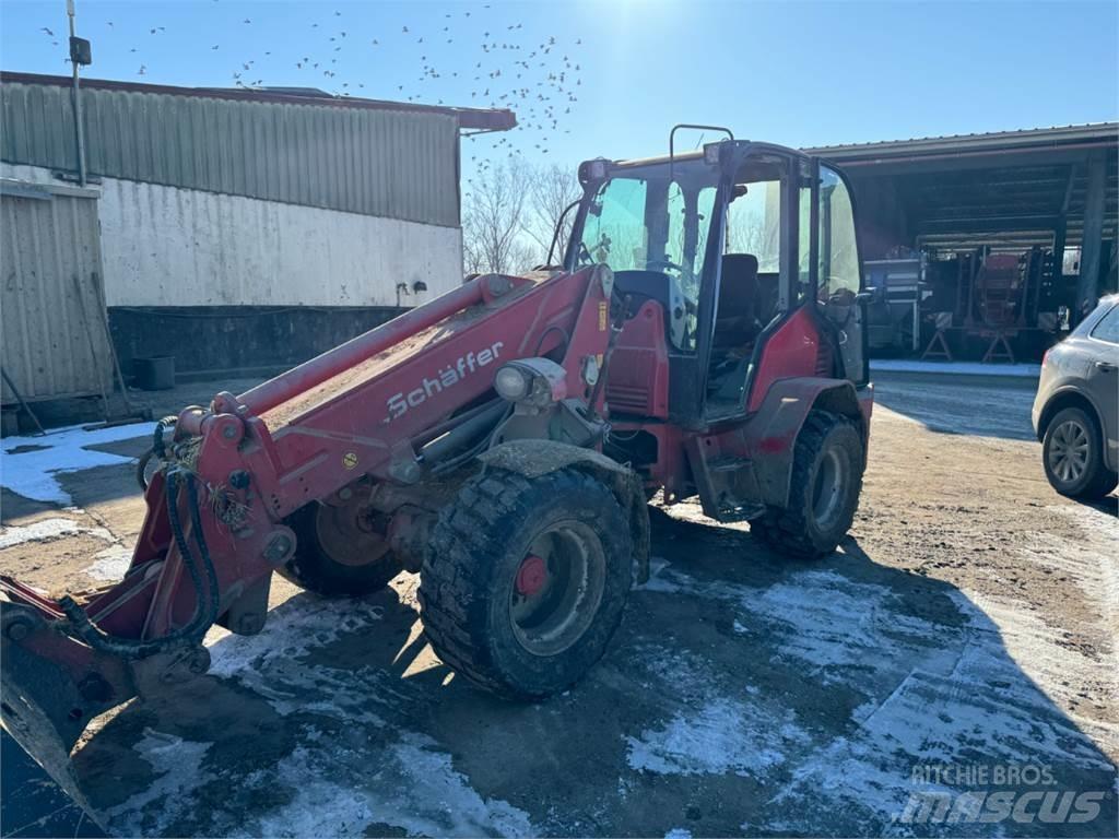 Schäffer 6370 T Skid steer loderler