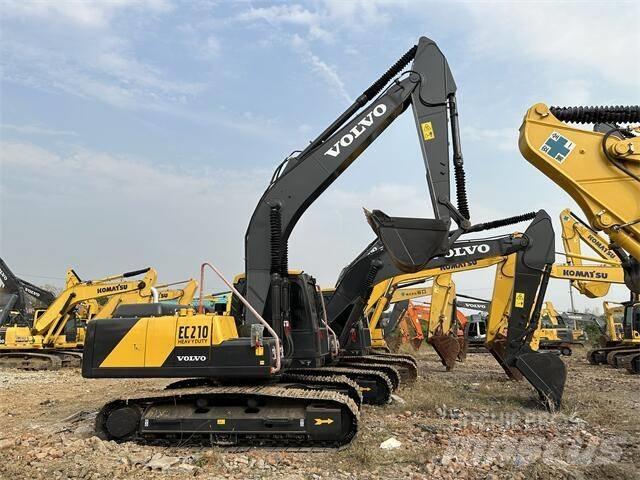 Volvo EC210 Paletli ekskavatörler