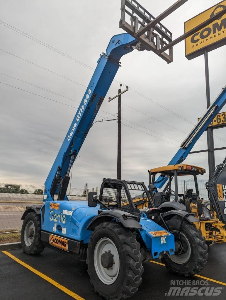Genie GTH 844 Teleskopik personel platformları