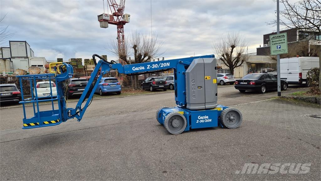 Genie Z-30/20N Körüklü personel platformları