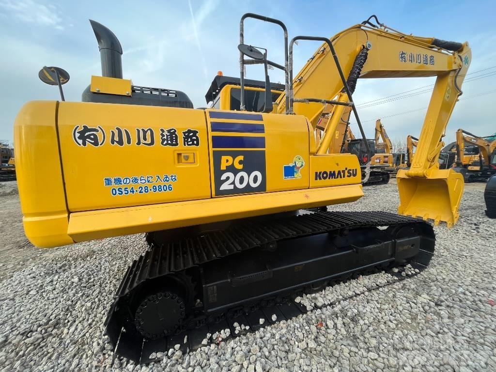 Komatsu PC 200 Paletli ekskavatörler