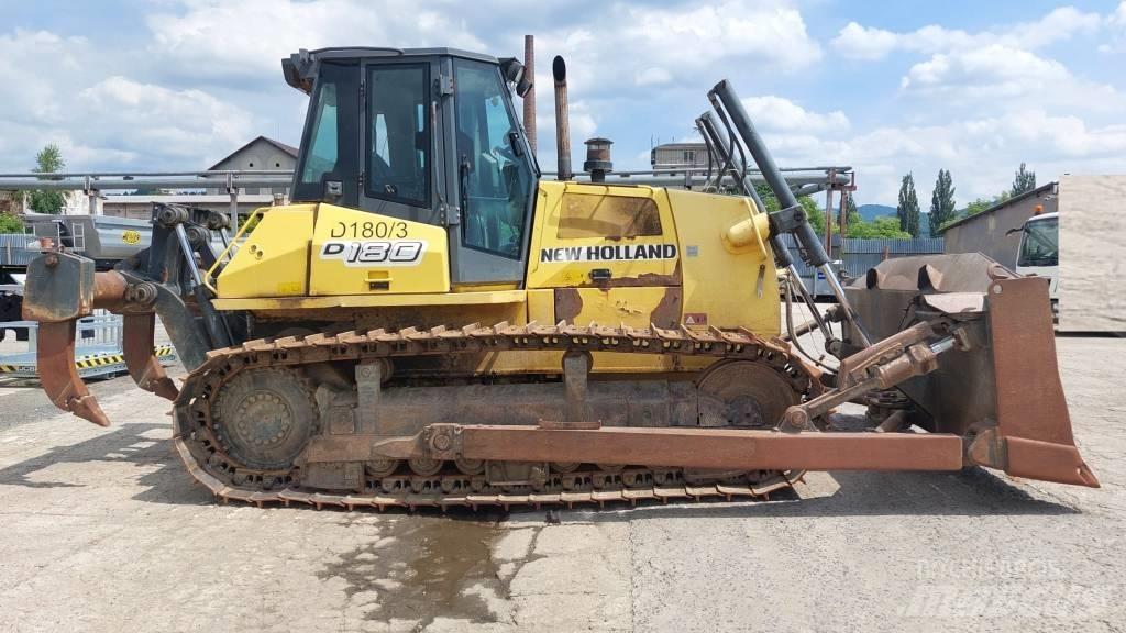 New Holland D 180 Paletli dozerler