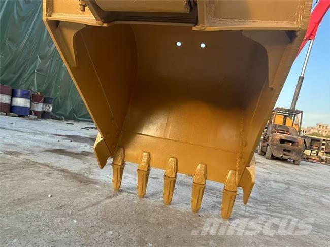 CAT 320 B Paletli ekskavatörler
