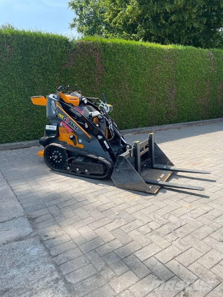 GiANT GS 950 T Mini yükleyiciler
