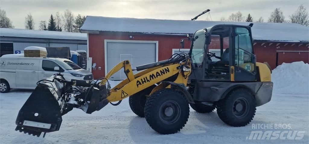 Ahlmann AL100 Küçük araçlar
