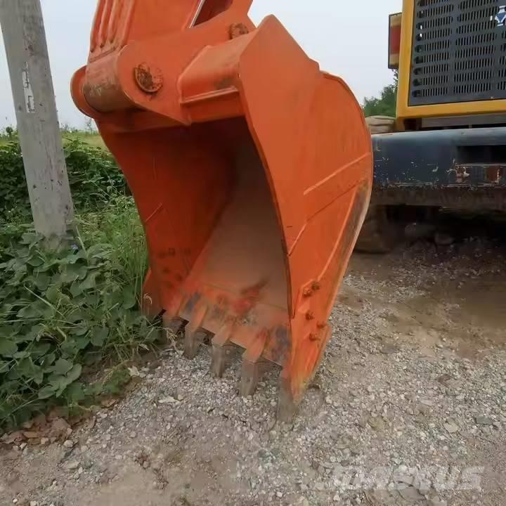 Doosan DH 220 LC-7 Paletli ekskavatörler