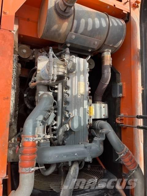 Doosan DX 225 LC Paletli ekskavatörler