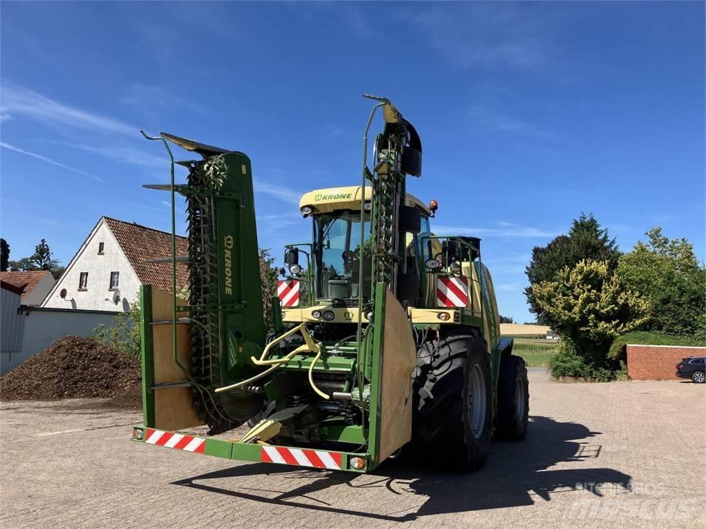 Krone BIG X 700 Kendi yürür silaj makinalari