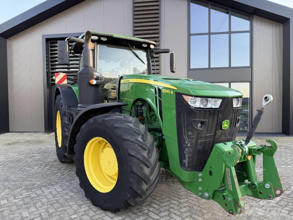 John Deere 8345 R Traktörler