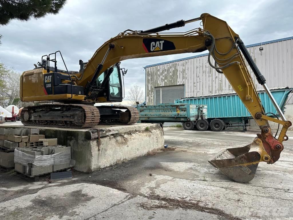 CAT 320 EL Paletli ekskavatörler