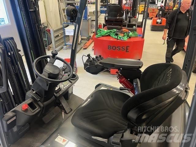 Toyota 8 FBEK 16 T Elektrikli forkliftler