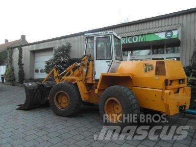 JCB 420 Tekerlekli yükleyiciler