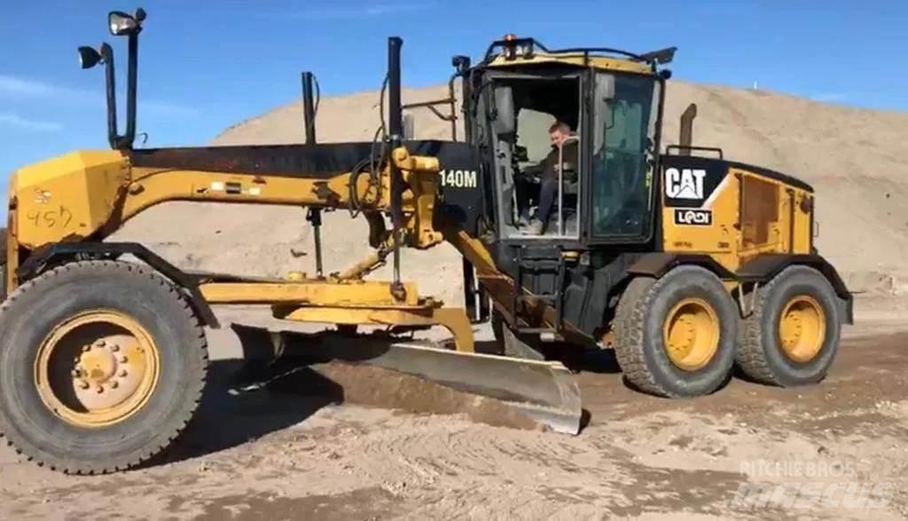 CAT 140M Greyderler
