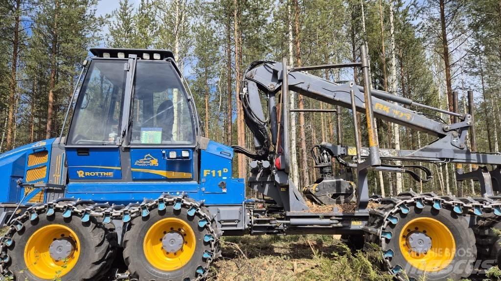Rottne F11D Tomruk yükleyici traktörler