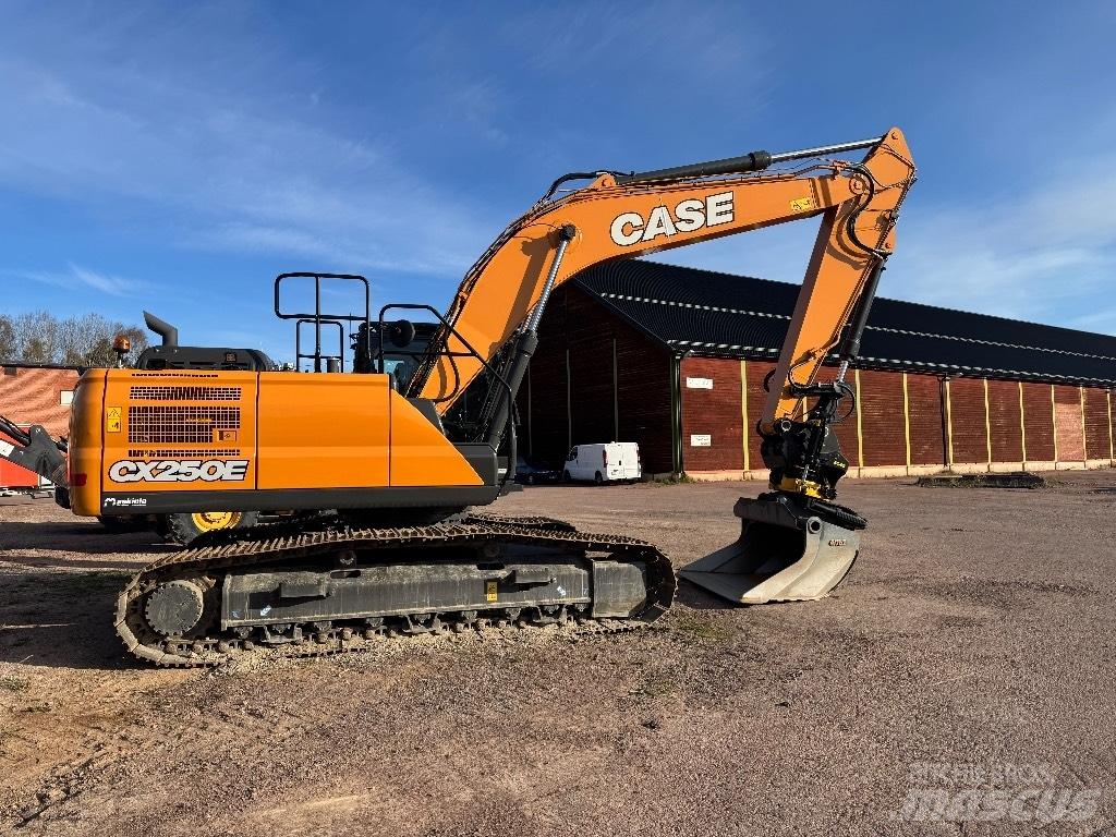 CASE CX250E Paletli ekskavatörler