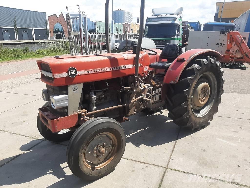 Massey Ferguson 158 Traktörler