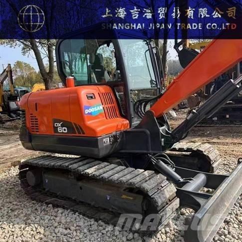 Doosan DX 60 Paletli ekskavatörler