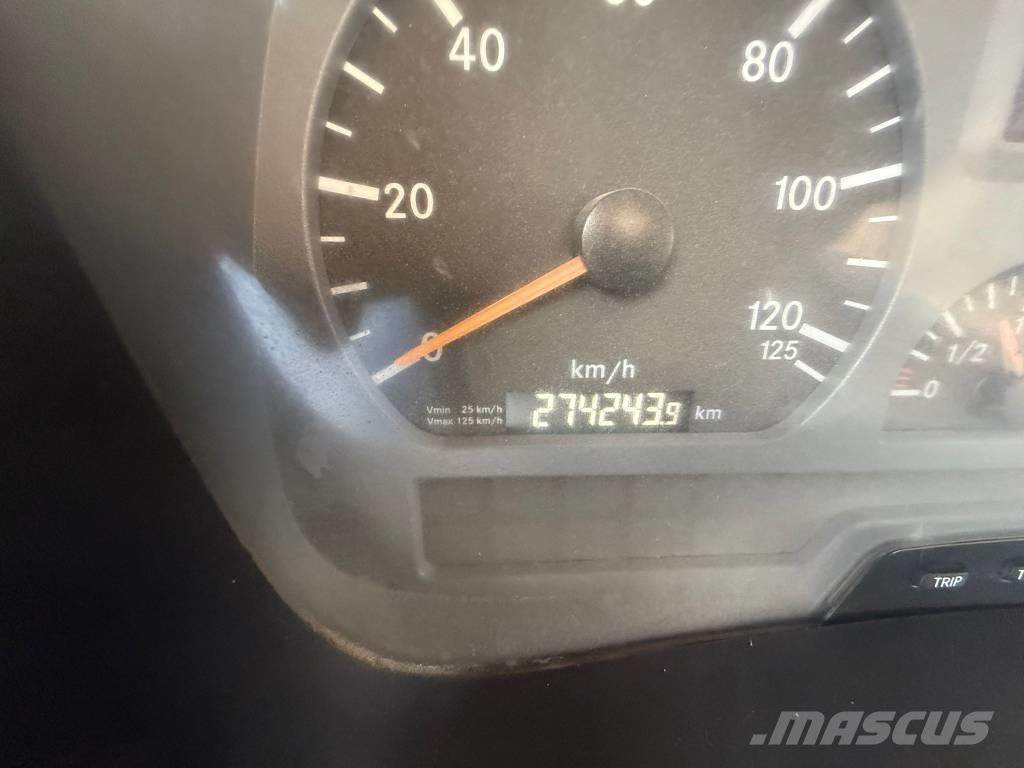 Mercedes-Benz 1833 Vinçli kamyonlar