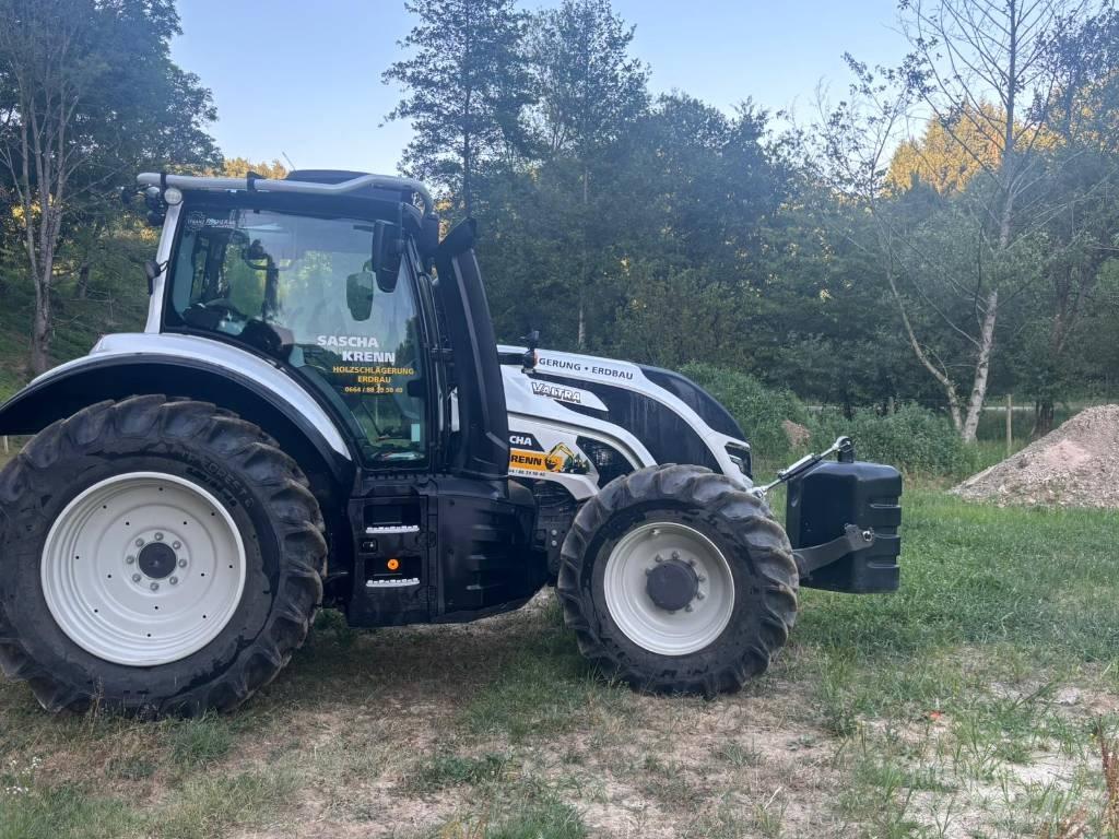 Valtra T 145 Orman traktörleri